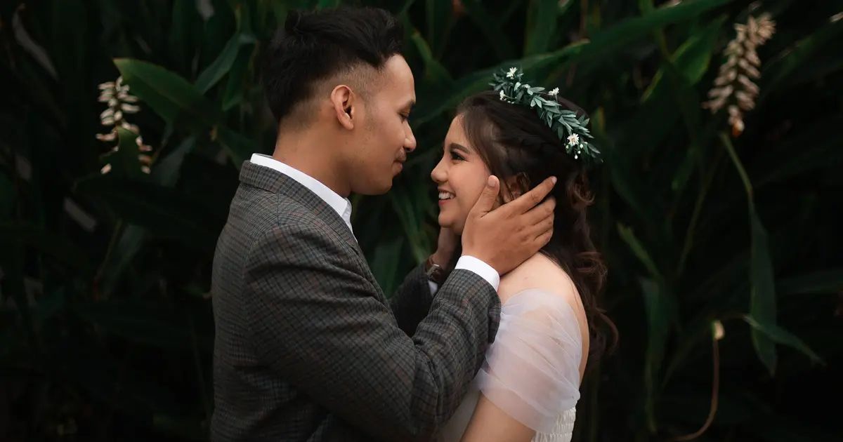 Cara Memilih Wedding Cake yang Memikat dan Enak: Panduan Lengkap untuk Pernikahan Sempurna